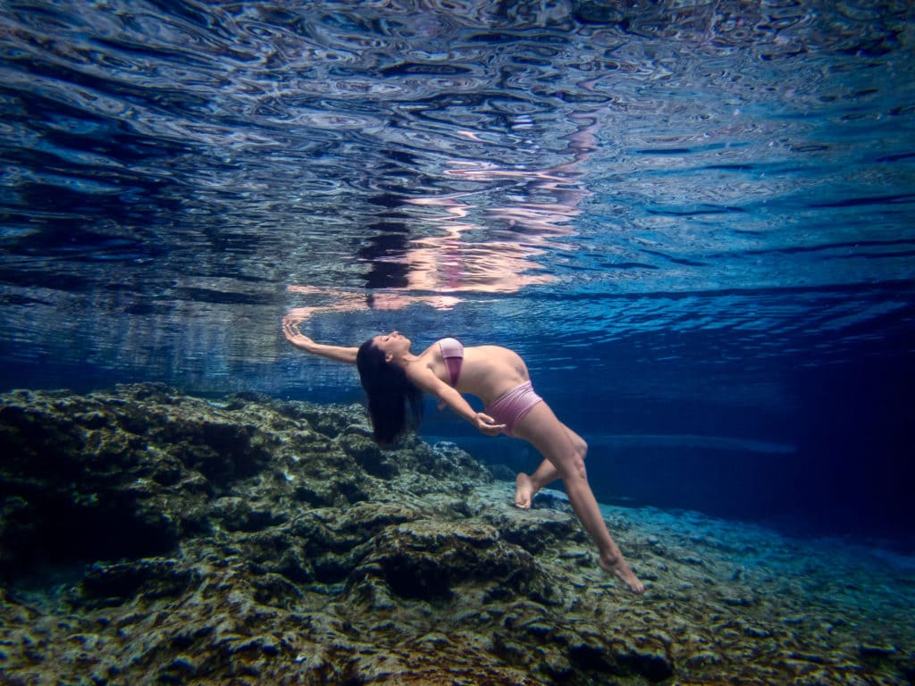 Underwater Maternity Sessions in Undiscovered Florida - SUMMERANA